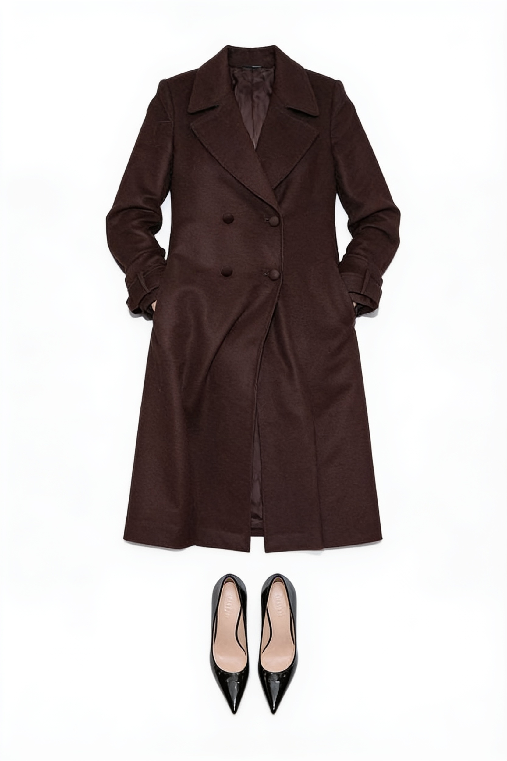 Chocolate double-breasted coat and black pumps